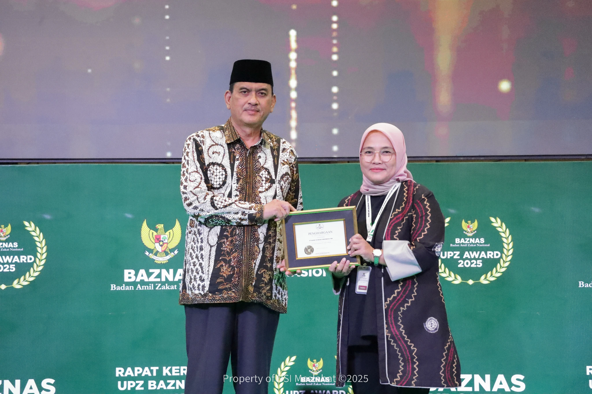 BSI Maslahat Dukung UPZ Bank Syariah Indonesia (UPZ BSI) Raih Empat Penghargaan di UPZ BAZNAS Award 2025