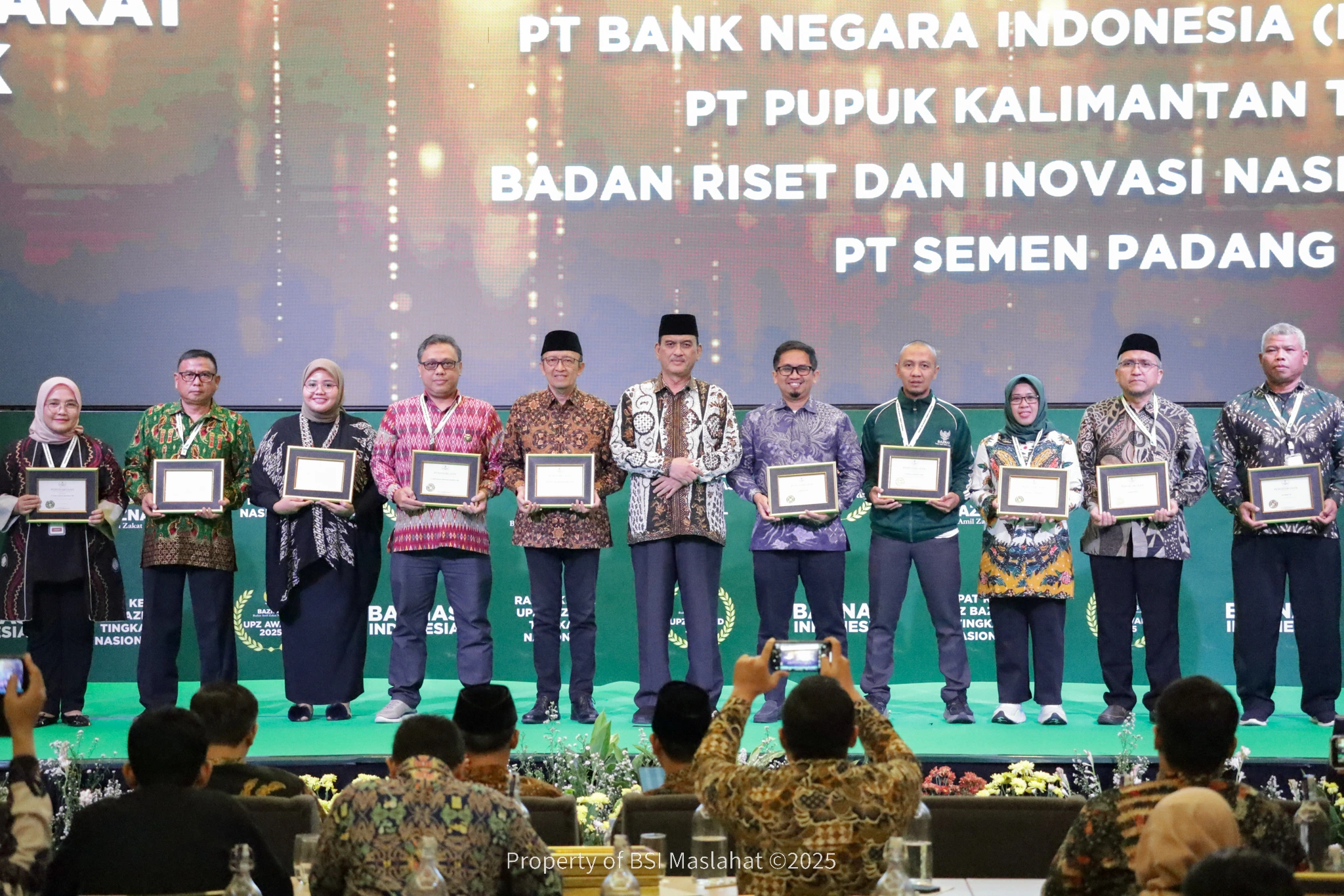BSI Maslahat Dukung UPZ Bank Syariah Indonesia (UPZ BSI) Raih Empat Penghargaan di UPZ BAZNAS Award 2025
