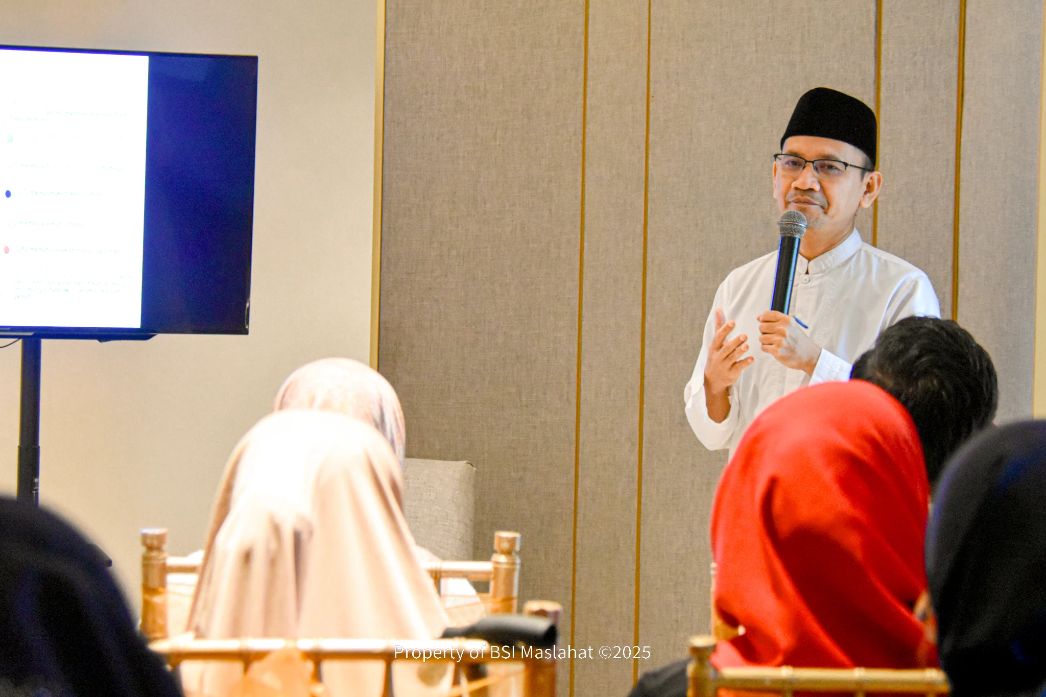 BSI Maslahat dan BSI Prioritas Jakarta Pondok Indah Gelar Kelas Zakat Wakaf untuk Nasabah 