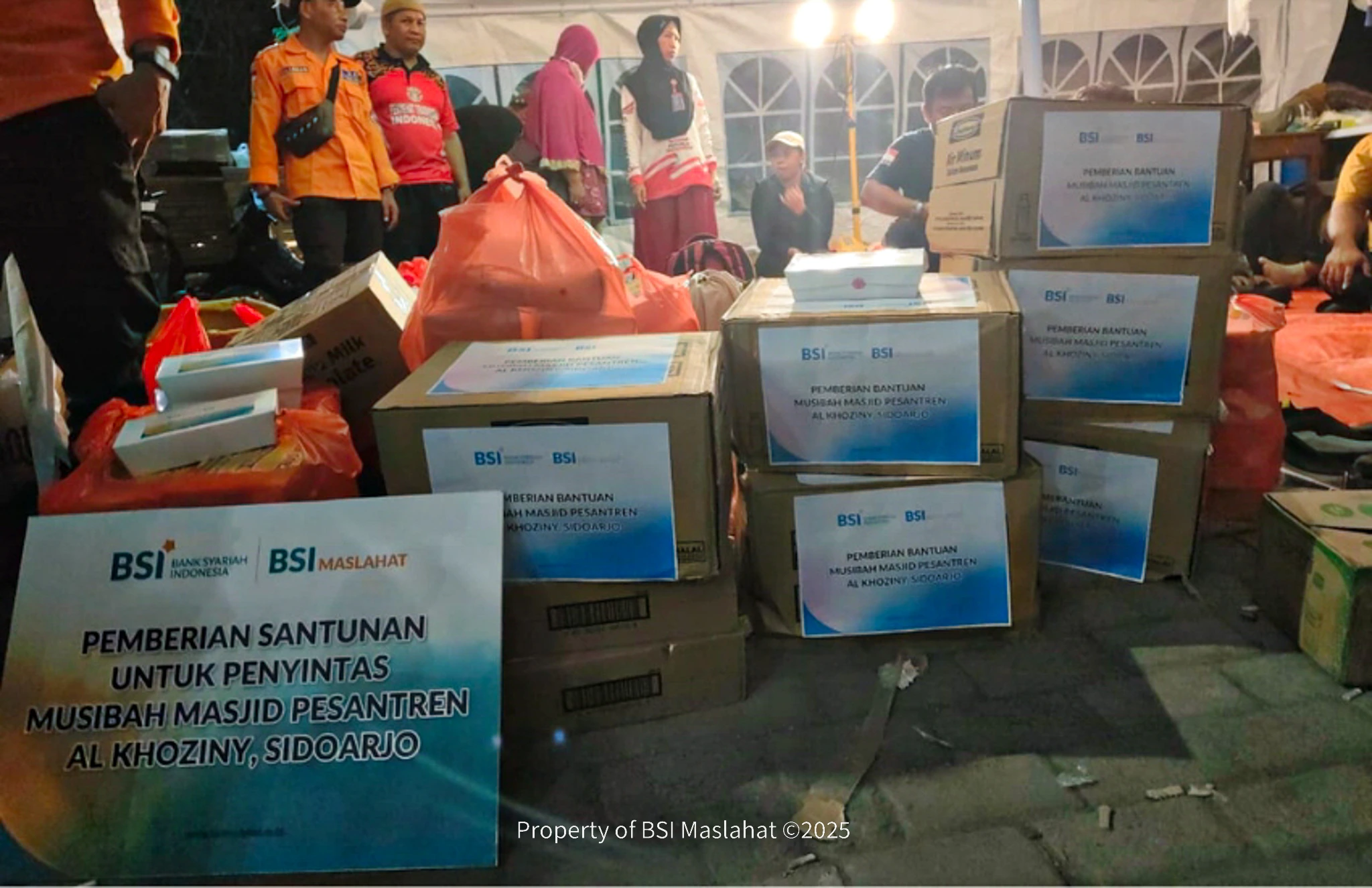 BSI Maslahat Salurkan Bantuan Kemanusiaan Atas Musibah yang Terjadi di Pesantren Al Khoziny (3)