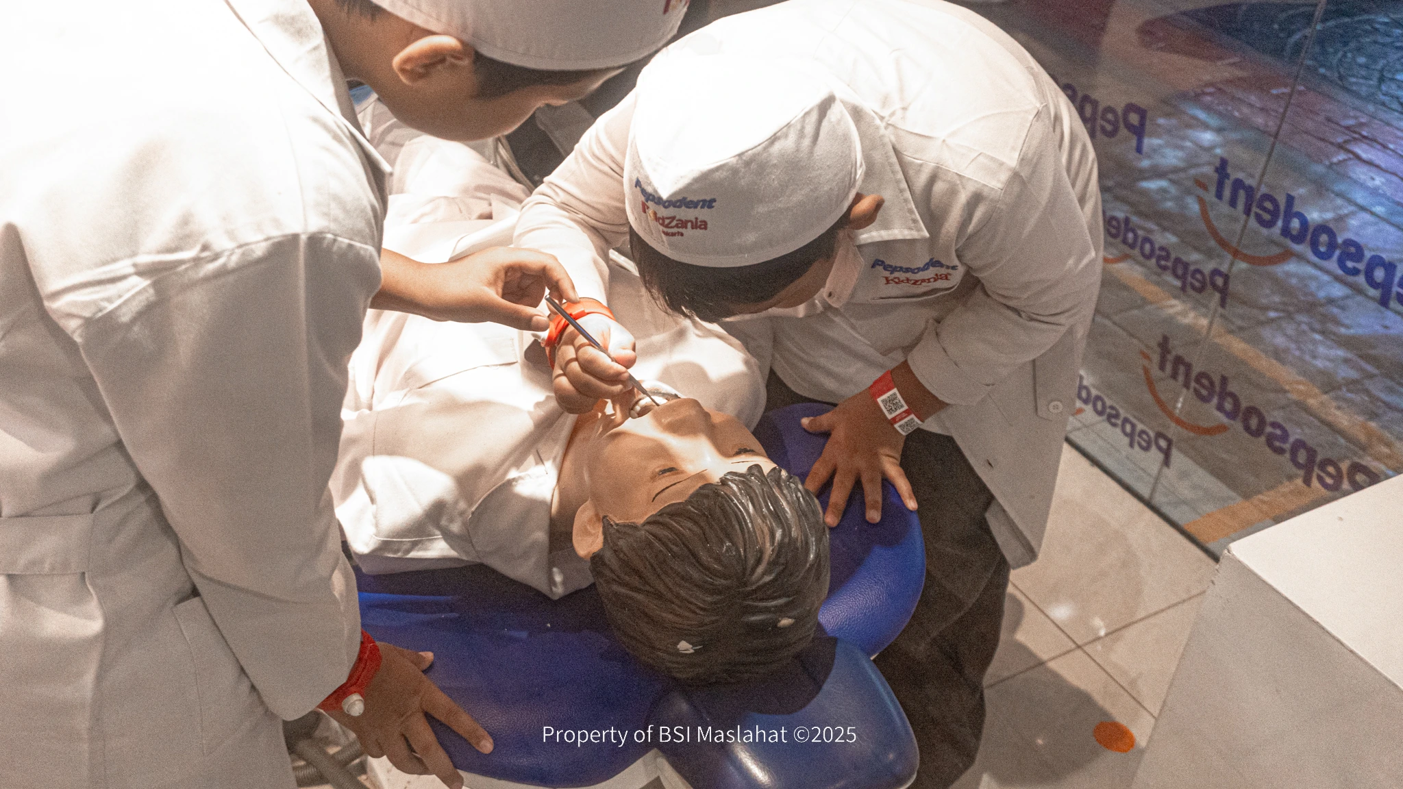 BSI Maslahat Ajak Anak Yatim Berwisata Edukatif ke Kidzania