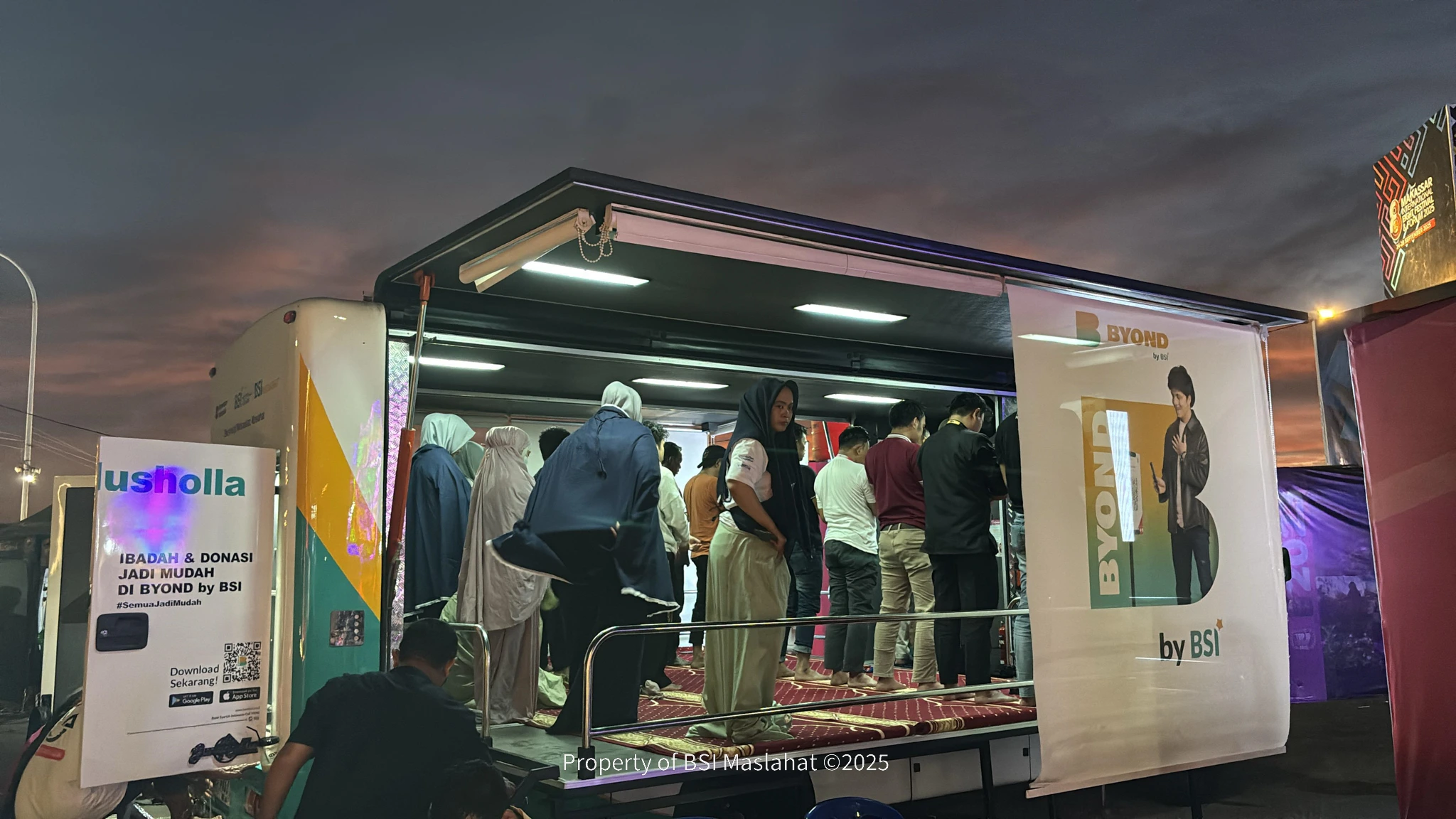 BSI Maslahat Hadirkan Mobil Musholla di Festival Pinisi Makassar International Eight (F8)