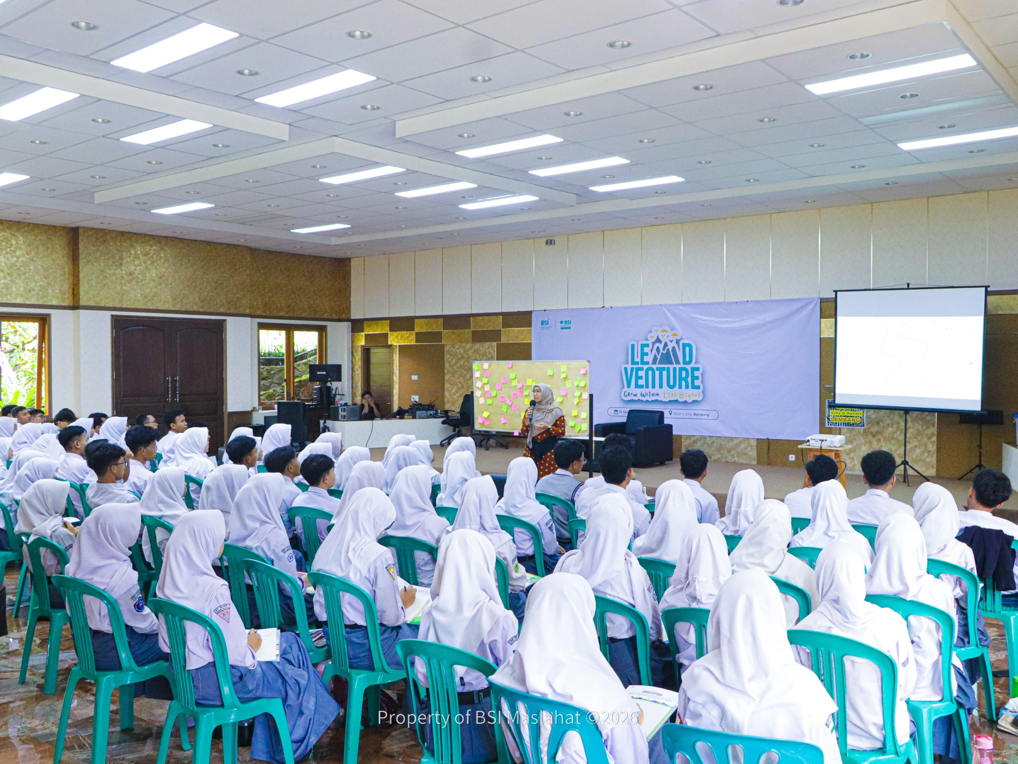 BSI Maslahat Gelar Leadventure Bootcamp di Bandung, Siapkan Pemimpin Muda Berkarakter Unggul